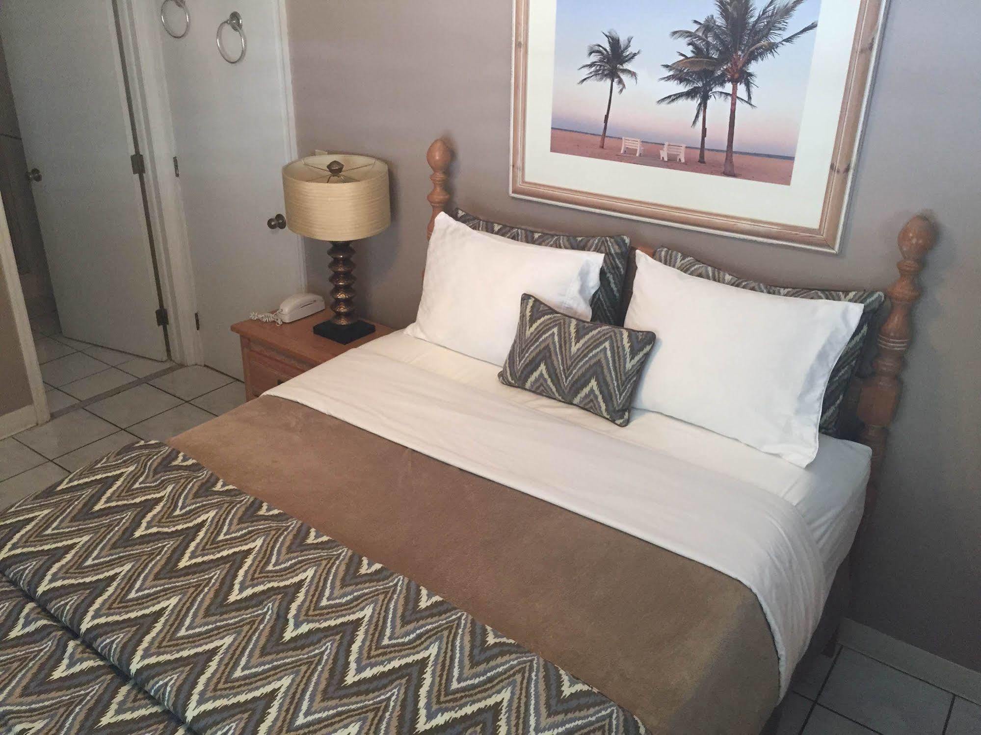 Coral Reef Guesthouse Форт-Лодердейл Экстерьер фото